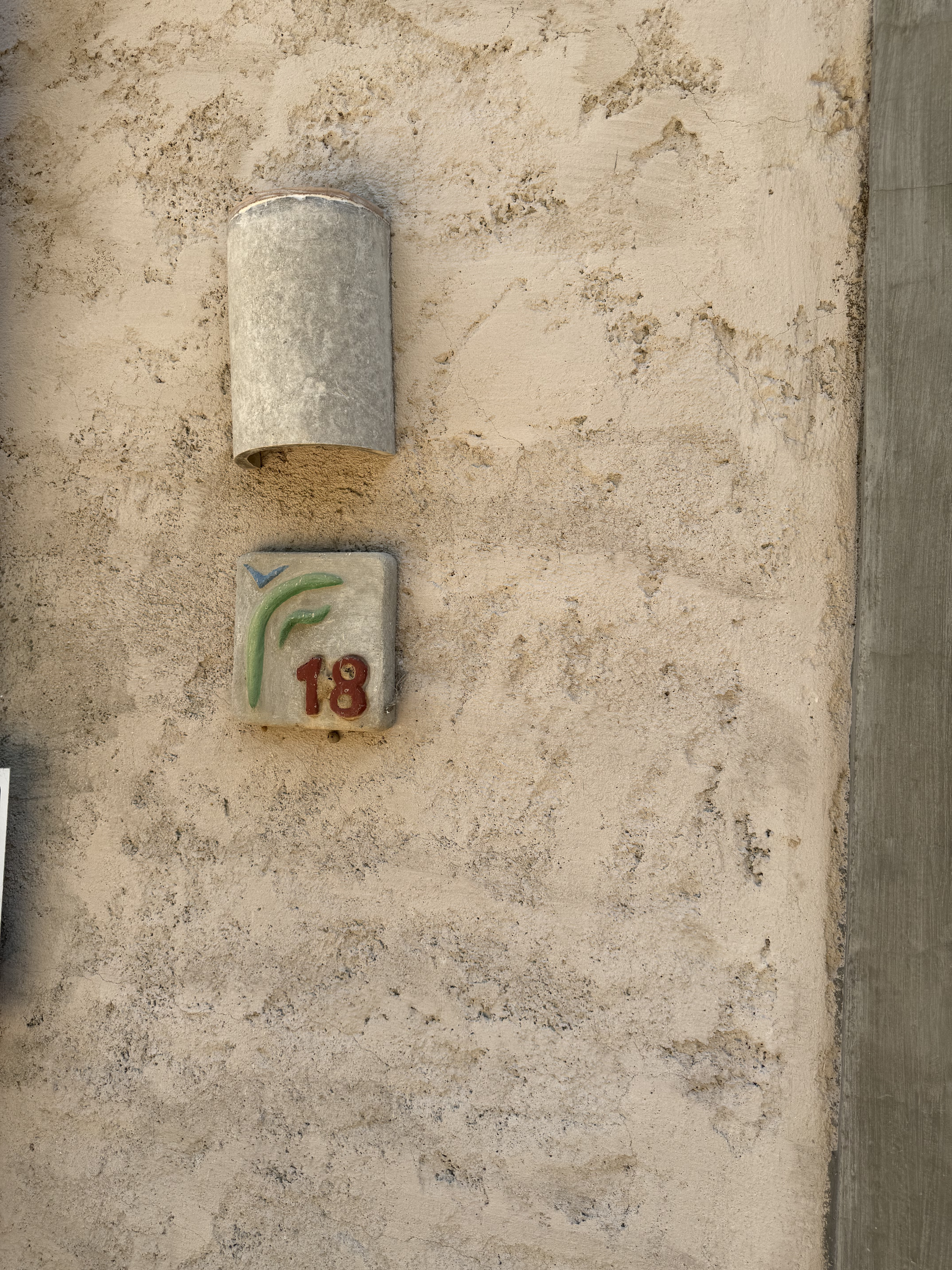 Fachada casa alquiler La Pedrera Uruguay